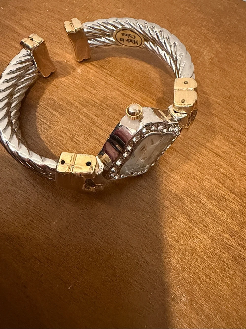 Collezio Two-Tone Rhinestone Cuff Quartz Bracelet Watch vintage women’s